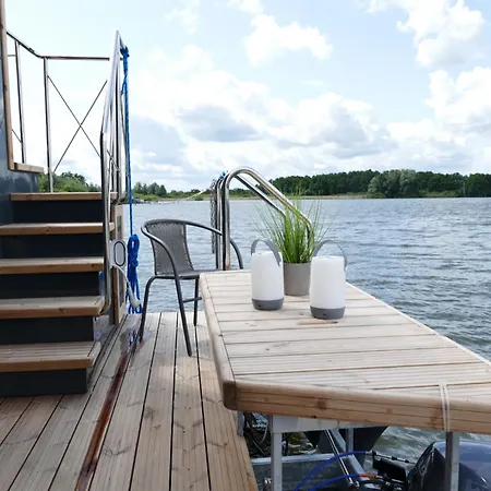Hausboot - My Way * Mirow