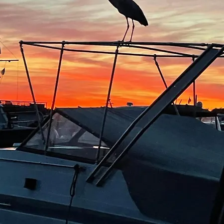Botel Hausboot - My Way